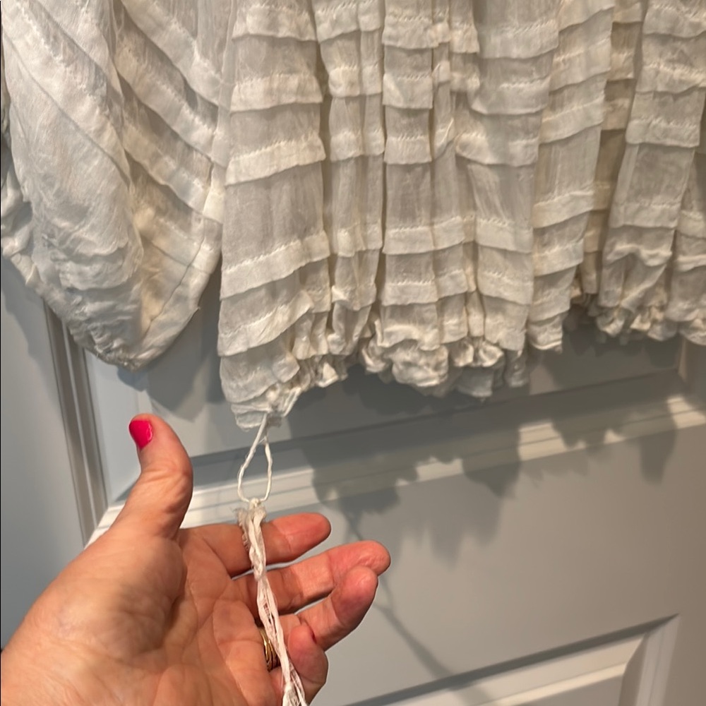 Chic Cream Free People Blouse with Lace Details - Picture 5 of 6